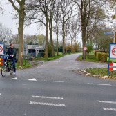 Bijlage 1 - Raadslid Han Dickhof bij de oversteek Nieuwstadweg.jpg